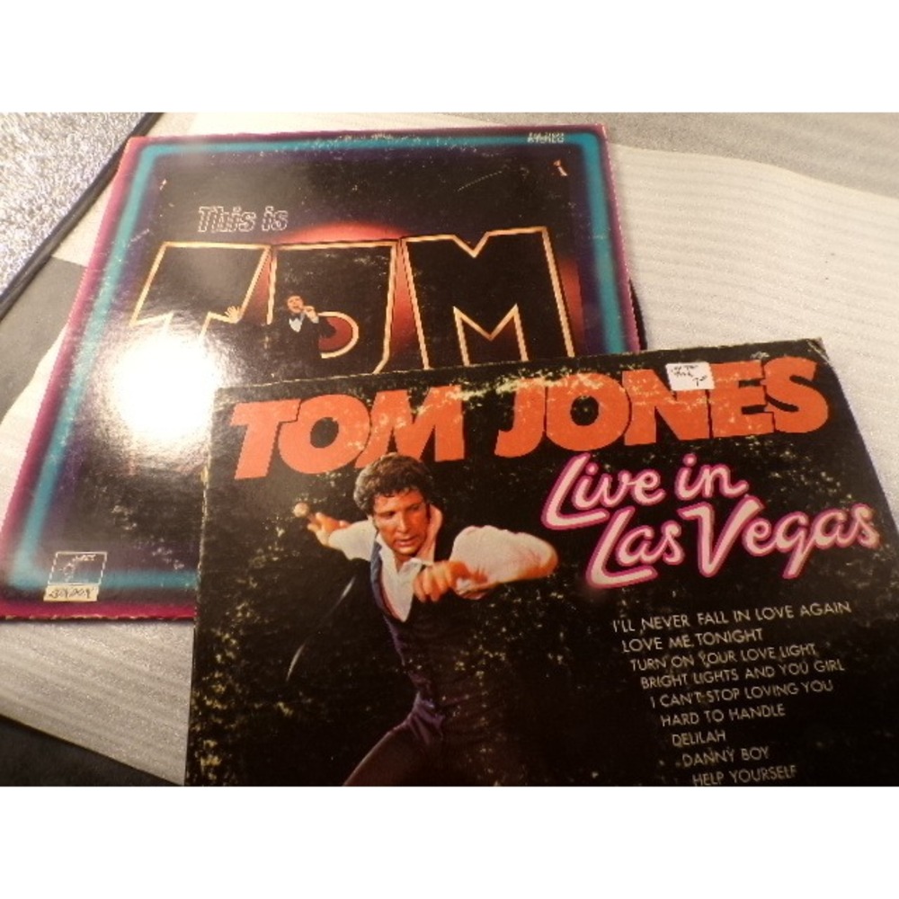 Tom Jones Vinyl Record Lot This Is Tom Jones & Live in Las Vegas 12in LP 33RPM